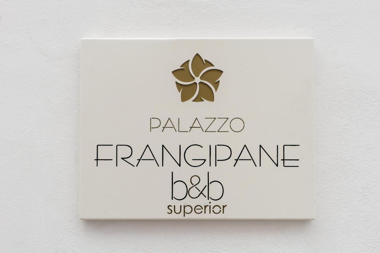Palazzo Frangipane Bed and Breakfast Salve Exteriör bild